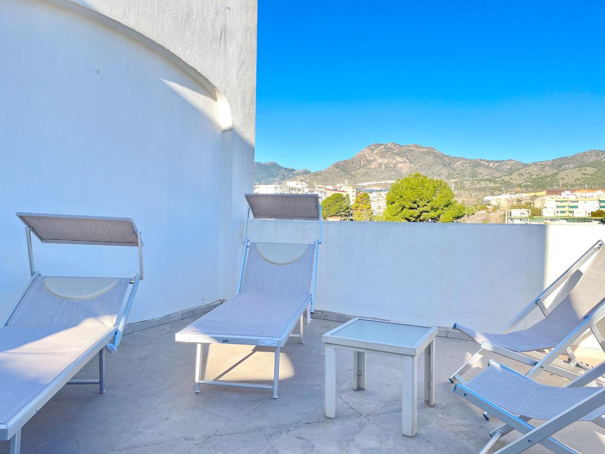 Appartement Spacieux Avec Terrasse Et Piscine Benalmádena Zewnętrze zdjęcie